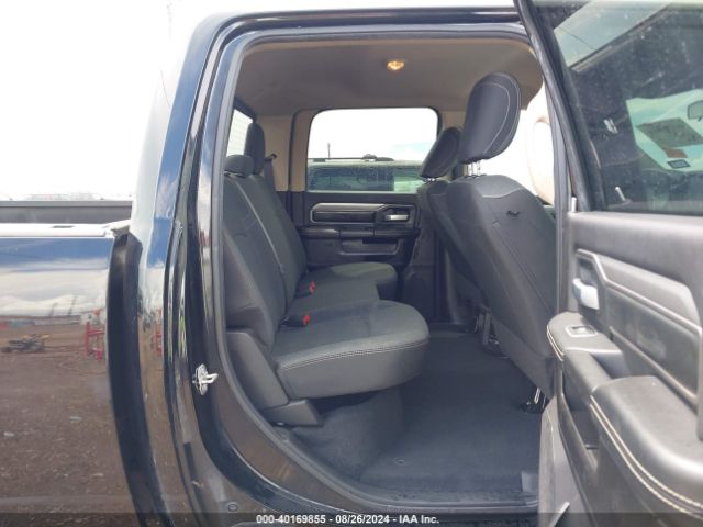 3C6UR5HLXKG691269 RAM 2500 Tradesman  4x4 8' Box