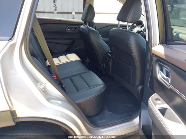 JN8AT3CA5MW020463 Nissan Rogue Sl Fwd