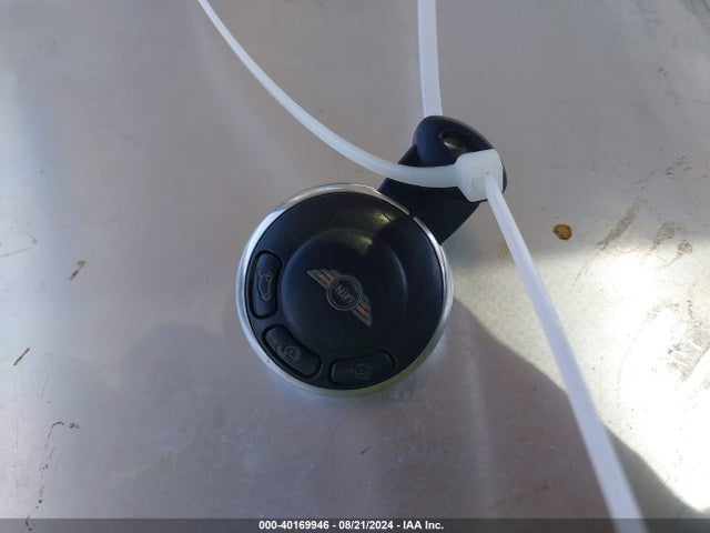 2011 MINI COOPER CLUBMAN WMWZF3C54BT187644 Photo 10