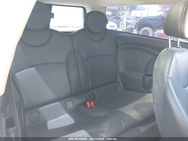 2011 MINI COOPER CLUBMAN WMWZF3C54BT187644 Photo 7