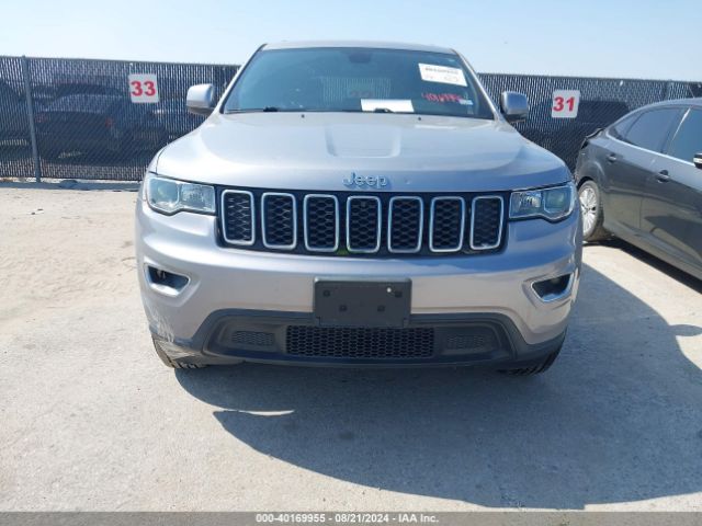 1C4RJEAG8JC182205 Jeep Grand Cherokee Laredo 4x2