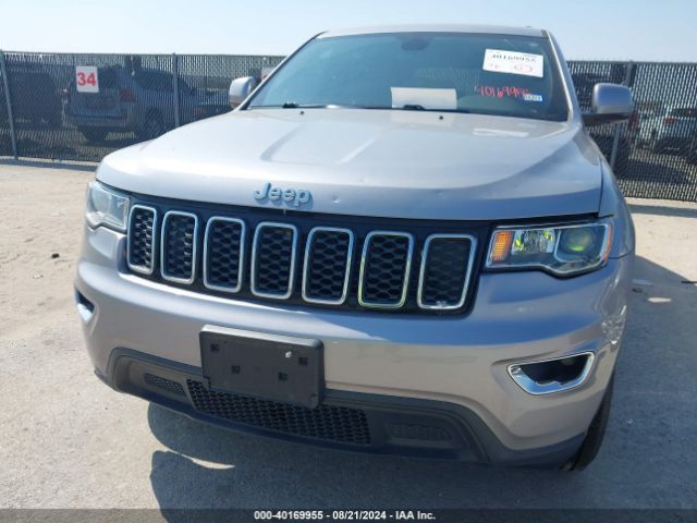1C4RJEAG8JC182205 Jeep Grand Cherokee Laredo 4x2