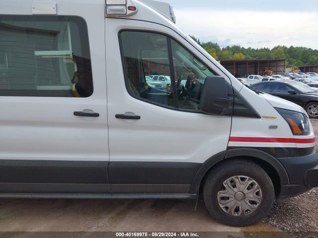 Ford Transit-250 2023 1FDBR1CG2PKA83566 Image 13