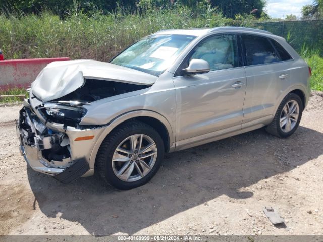WA1JCCFS9HR011103 Audi Q3 2.0t Premium