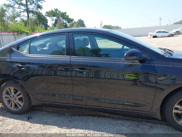 Hyundai Elantra Value Edition 2018 5NPD84LF9JH229279 Image 12