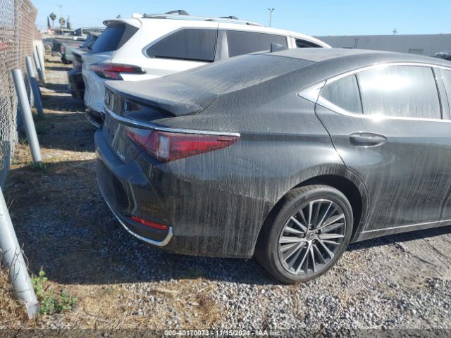 58ADA1C12RU040034 Lexus ES 300H