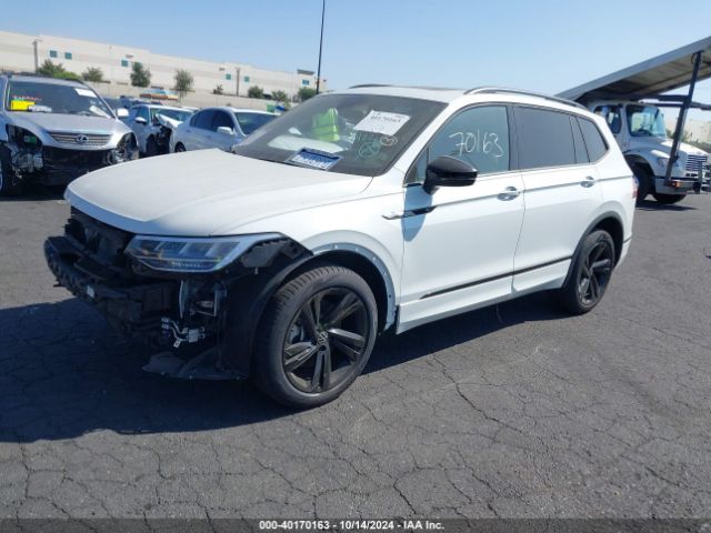 3VVCB7AXXRM101196 Volkswagen Tiguan 2.0t Se R-line Black
