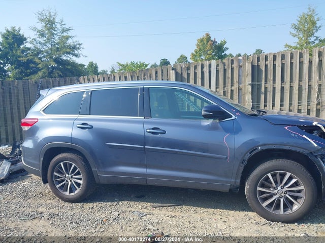 Toyota Highlander Xle 2018 5TDJZRFH4JS876029 Image 14