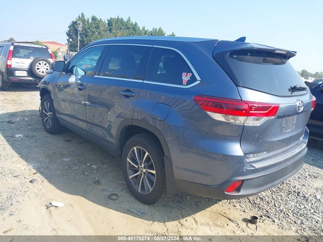 Toyota Highlander Xle 2018 5TDJZRFH4JS876029 Image 3