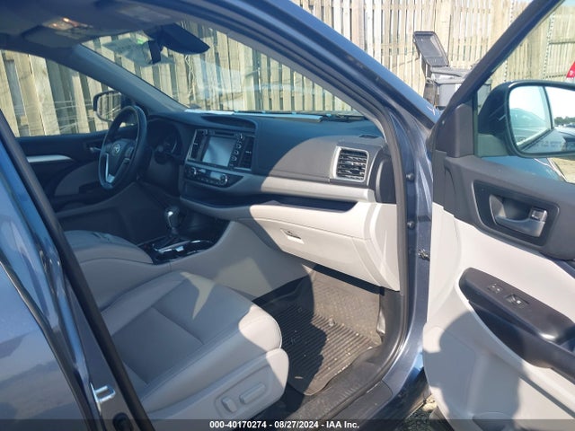 Toyota Highlander Xle 2018 5TDJZRFH4JS876029 Image 5