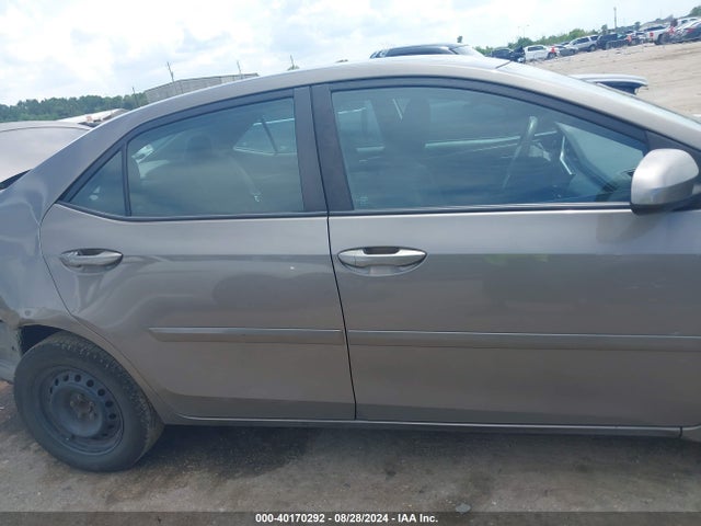 Toyota Corolla Le Eco 2017 5YFBPRHEXHP622275 Image 13