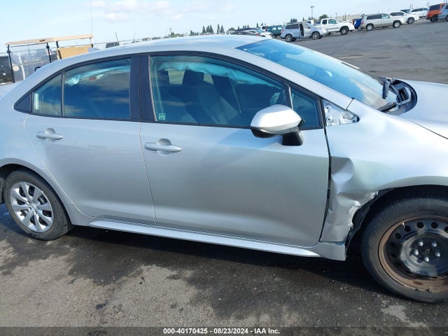 Toyota COROLLA LE 2021 5YFEPMAE3MP173039 Image 14