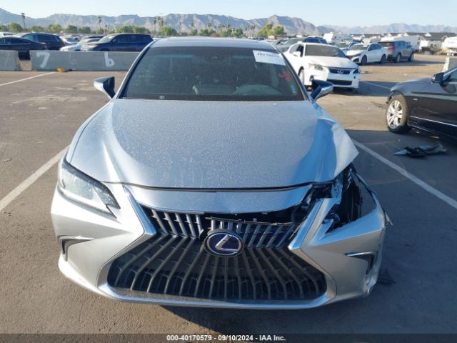 58ADA1C14NU025447 Lexus ES 300H