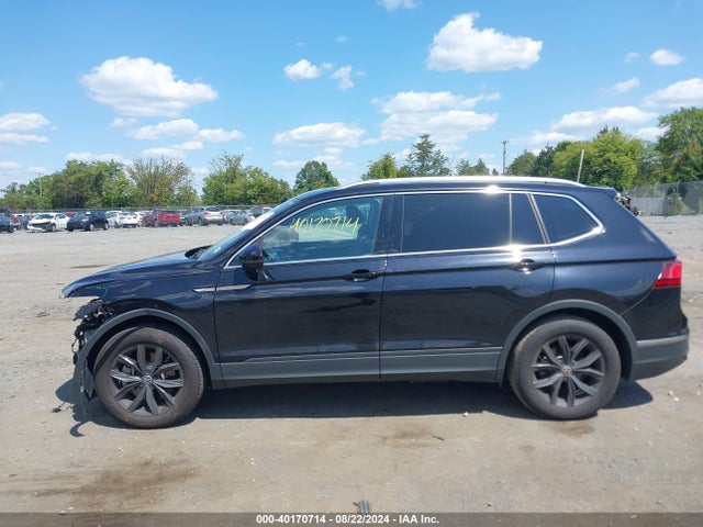3VV3B7AX1NM034255 Volkswagen Tiguan 2.0t Se