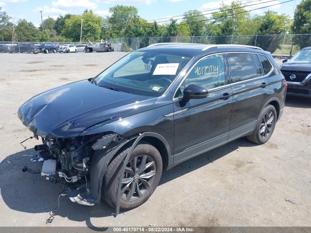 3VV3B7AX1NM034255 Volkswagen Tiguan 2.0t Se