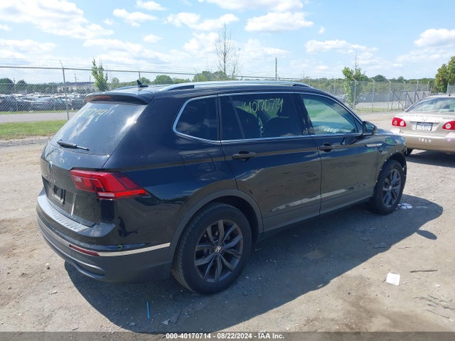 3VV3B7AX1NM034255 Volkswagen Tiguan 2.0t Se