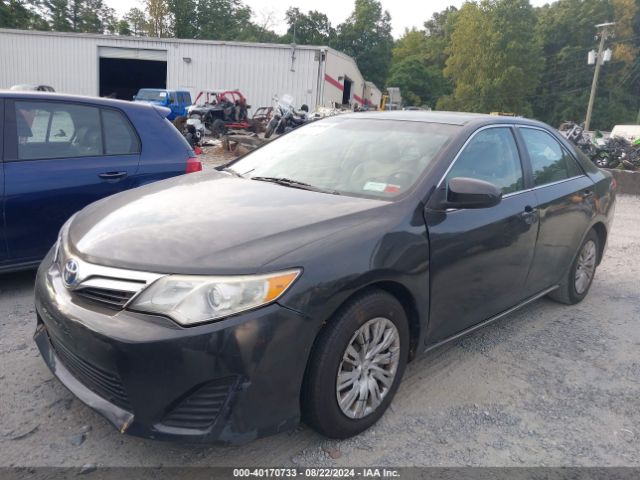 4T1BD1FK0EU141089 Toyota Camry Hybrid Le