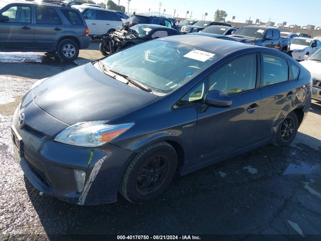 Toyota Prius Two 2015 JTDKN3DU5F1965819 Image 2