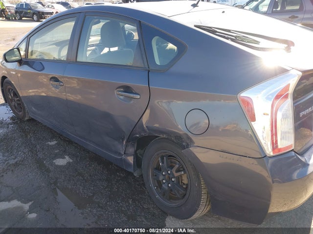 Toyota Prius Two 2015 JTDKN3DU5F1965819 Image 6