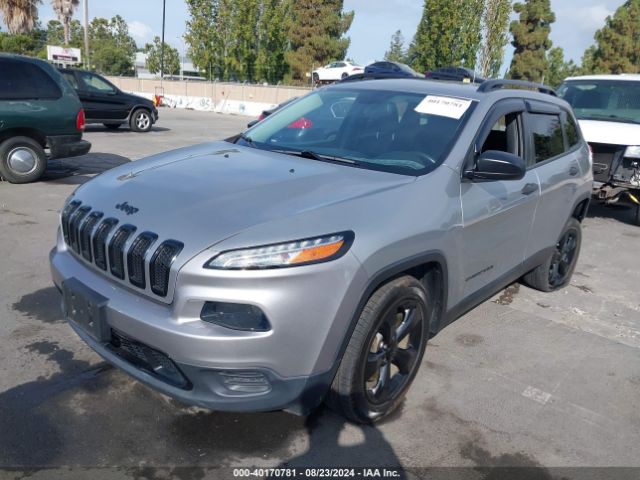 1C4PJLAB3HW619245 Jeep Cherokee Altitude Fwd