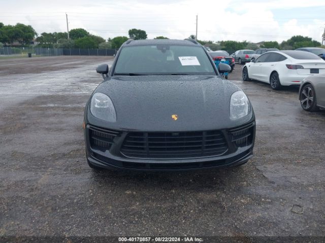 WP1AF2A55MLB60080 Porsche Macan Turbo