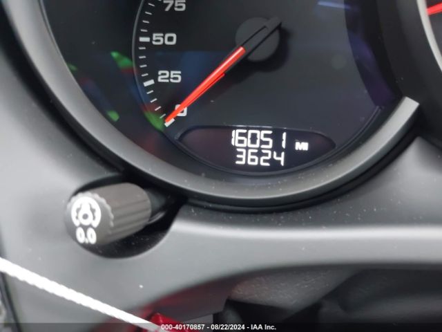 WP1AF2A55MLB60080 Porsche Macan Turbo