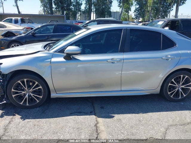 Toyota CAMRY SE 2018 4T1B11HK5JU066941 Image 14