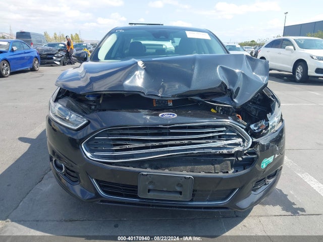 Ford Fusion Energi Titanium 2014 3FA6P0SU7ER235031 Image 12