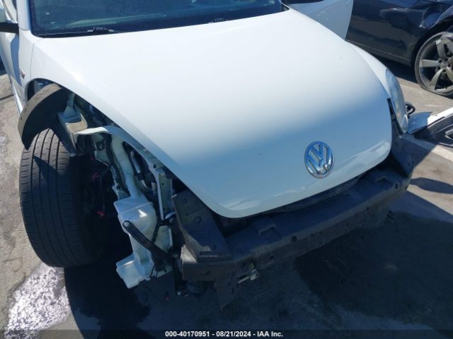 3VW517ATXFM812932 Volkswagen Beetle 1.8t