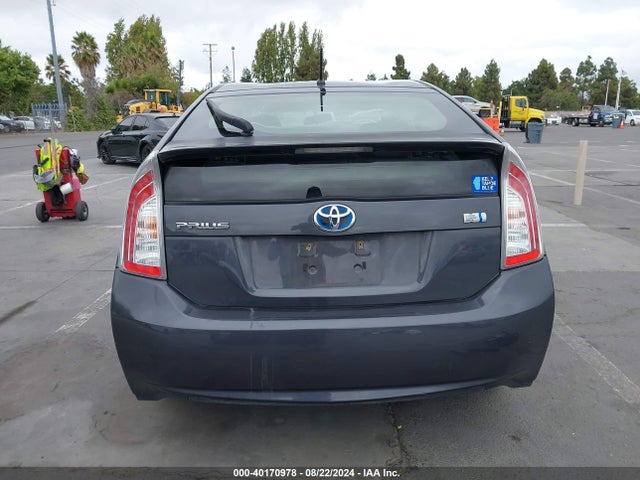 Toyota Prius Two 2014 JTDKN3DU9E0358858 Image 15