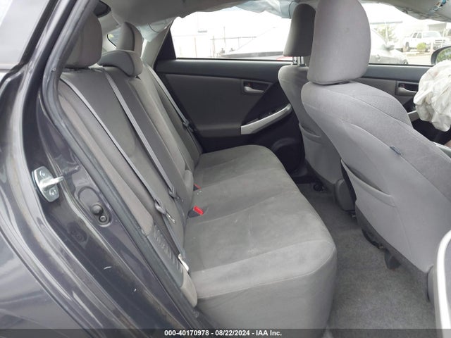 Toyota Prius Two 2014 JTDKN3DU9E0358858 Image 8