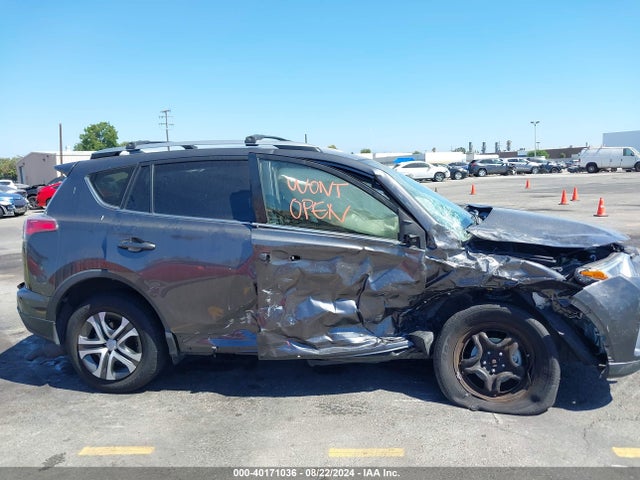 Toyota RAV4 LE 2018 JTMZFREV1JJ202517 Image 13