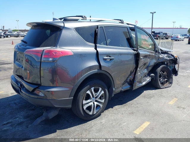 Toyota RAV4 LE 2018 JTMZFREV1JJ202517 Image 4