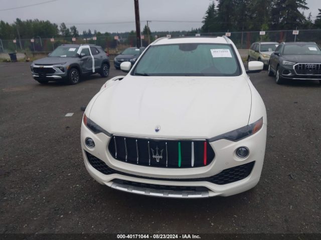 ZN661XUL5JX289386 Maserati Levante Granlusso