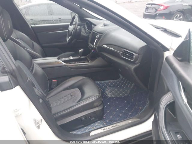 ZN661XUL5JX289386 Maserati Levante Granlusso