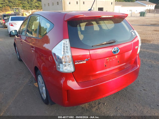 Toyota Prius V Two 2014 JTDZN3EU1E3311383 Image 3