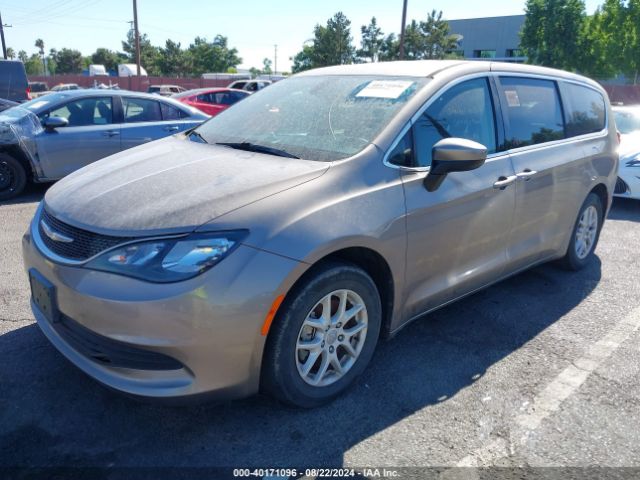 2C4RC1DGXHR609061 Chrysler Pacifica Touring