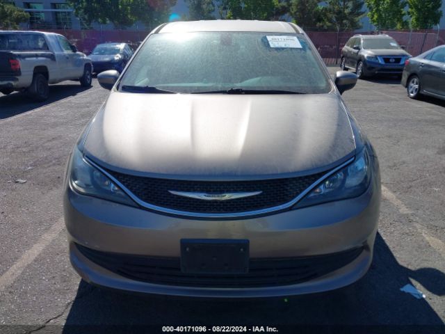 2C4RC1DGXHR609061 Chrysler Pacifica Touring