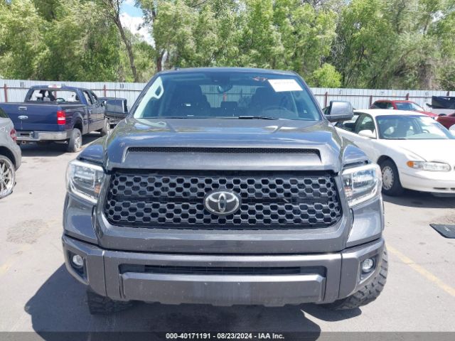 5TFAY5F10KX801984 Toyota Tundra Platinum 5.7l V8