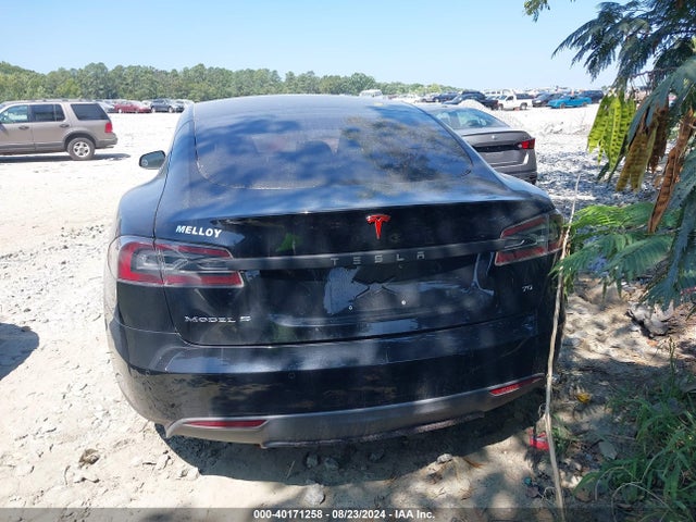 Tesla Model S 60/70/85 2015 5YJSA1E18FF115162 Image 16
