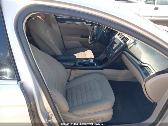 Ford FUSION SE 2018 3FA6P0HDXJR281826 Image 5