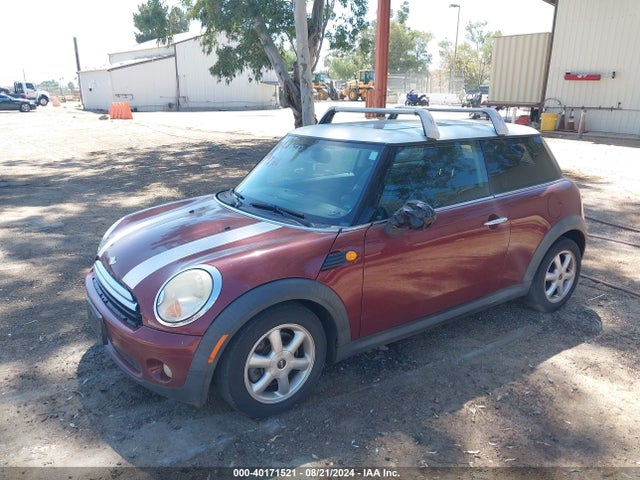 2008 MINI COOPER WMWMF33598TT61937 Photo 1