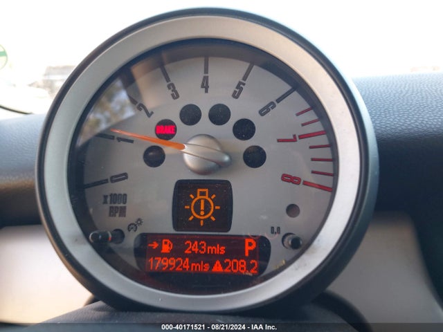2008 MINI COOPER WMWMF33598TT61937 Photo 6