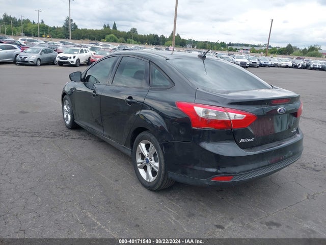 Ford FOCUS SE 2014 1FADP3F24EL163141 Image 3