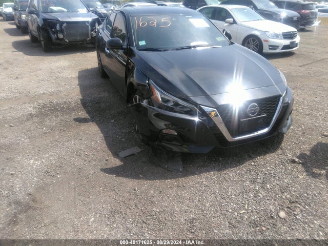 2021 1N4BL4FW9MN304879 main image