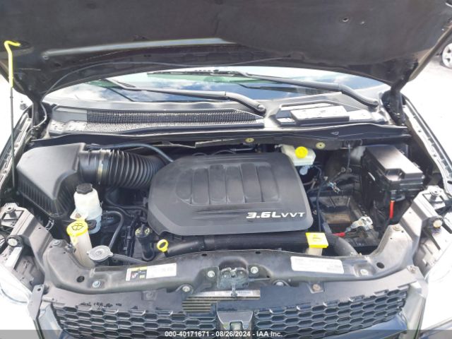 2C4RDGBGXKR521833 Dodge Grand Caravan Se