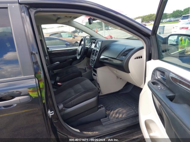 2C4RDGBGXKR521833 Dodge Grand Caravan Se