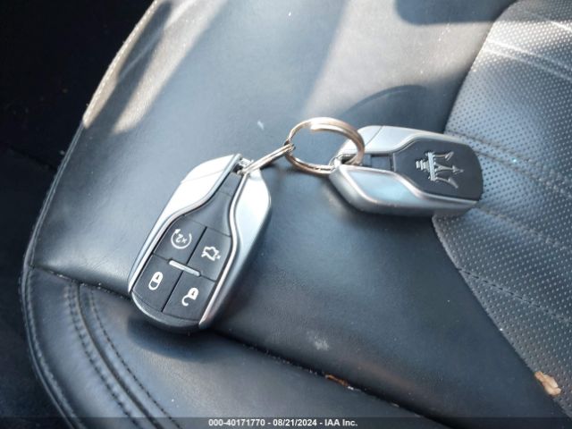 ZN661YULXHX257307 Maserati LEVANTE S