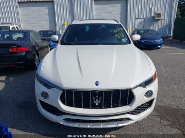 ZN661YULXHX257307 Maserati LEVANTE S