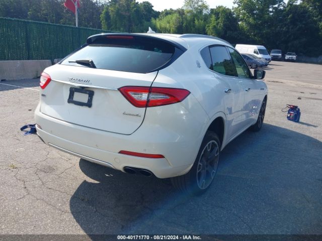 ZN661YULXHX257307 Maserati LEVANTE S